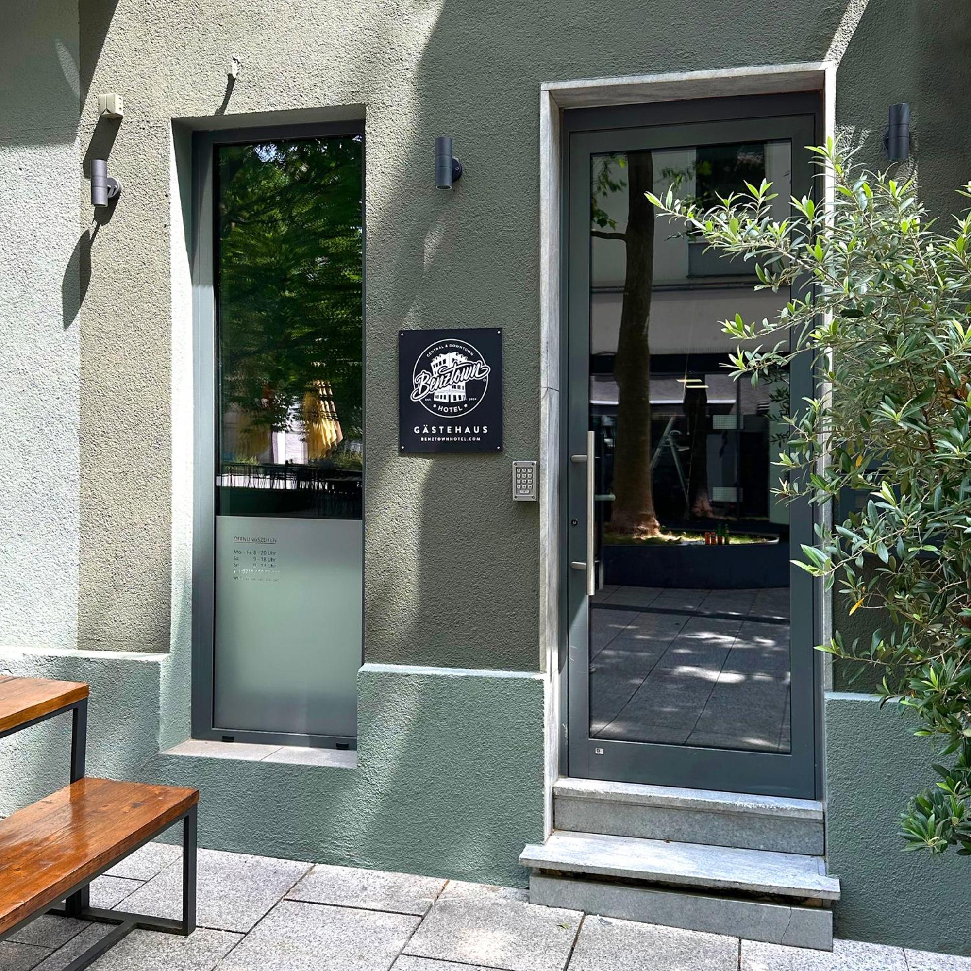 Benztown Hotel Gaestehaus Stuttgart Eksteriør bilde