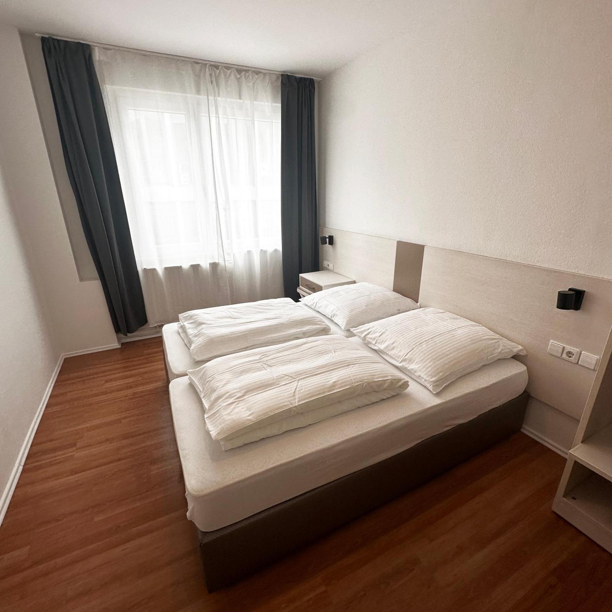 Benztown Hotel Gaestehaus Stuttgart Eksteriør bilde